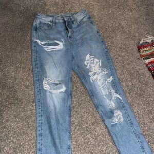 American Eagle Ripped Mom Jeans